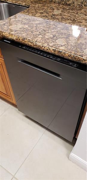 PALM BEACH GRANDE CONDO - Residential Lease