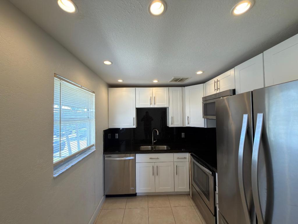 KINGS POINT MONACO CONDOS - Residential