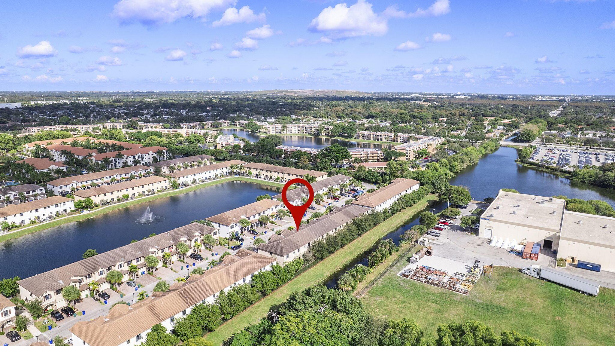 CELEBRATION POINTE - Residential