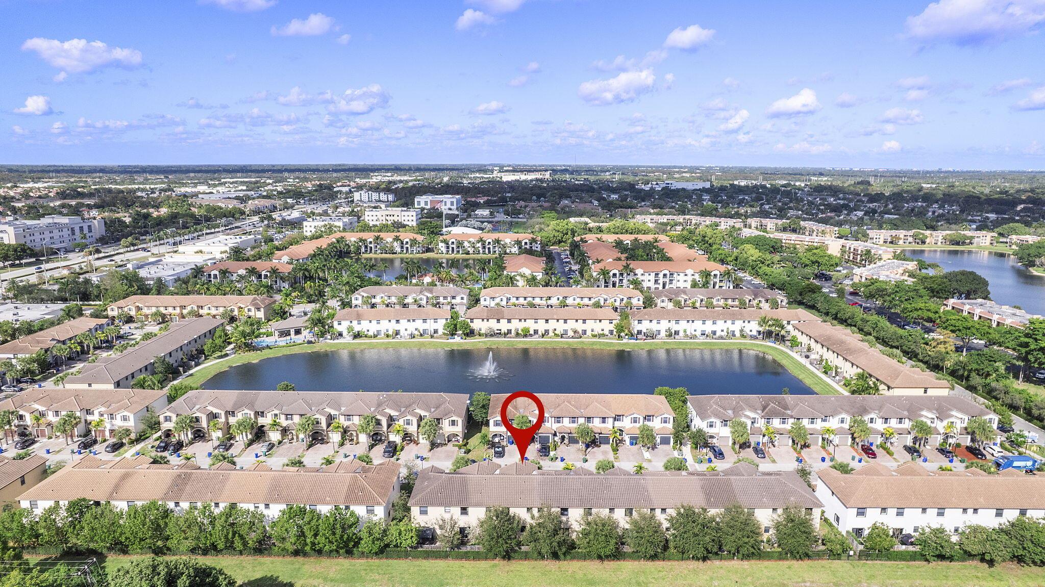 CELEBRATION POINTE - Residential