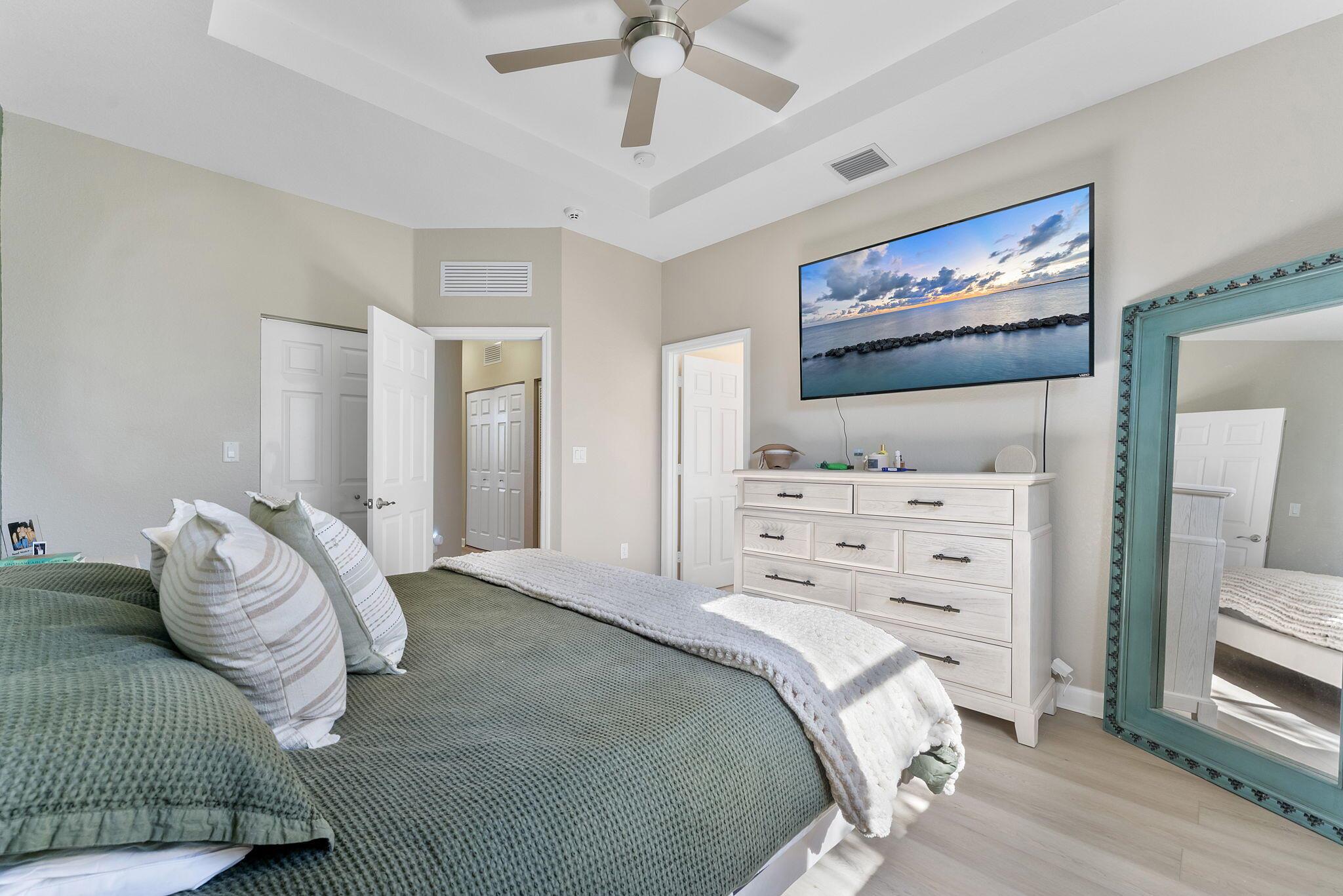 CELEBRATION POINTE - Residential