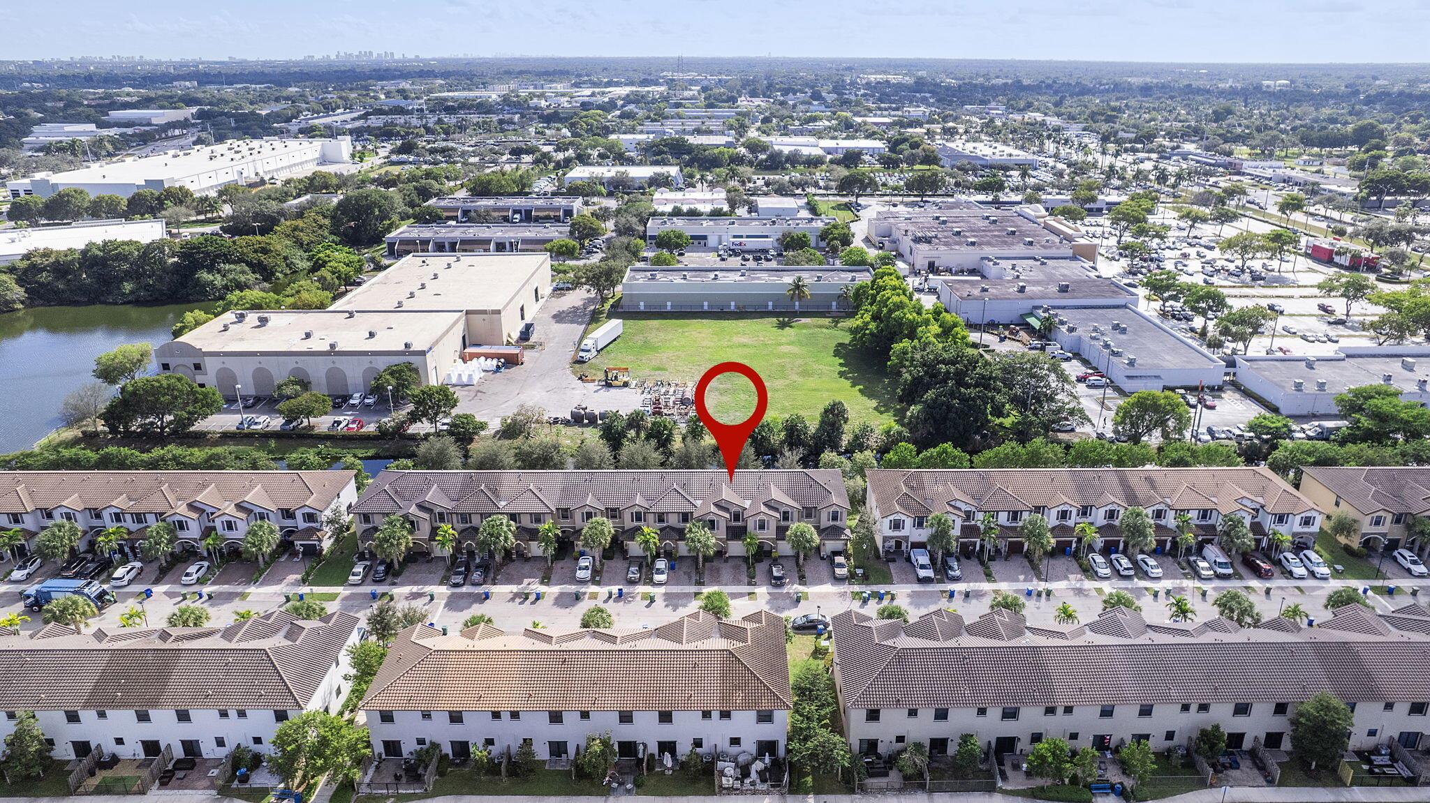 CELEBRATION POINTE - Residential