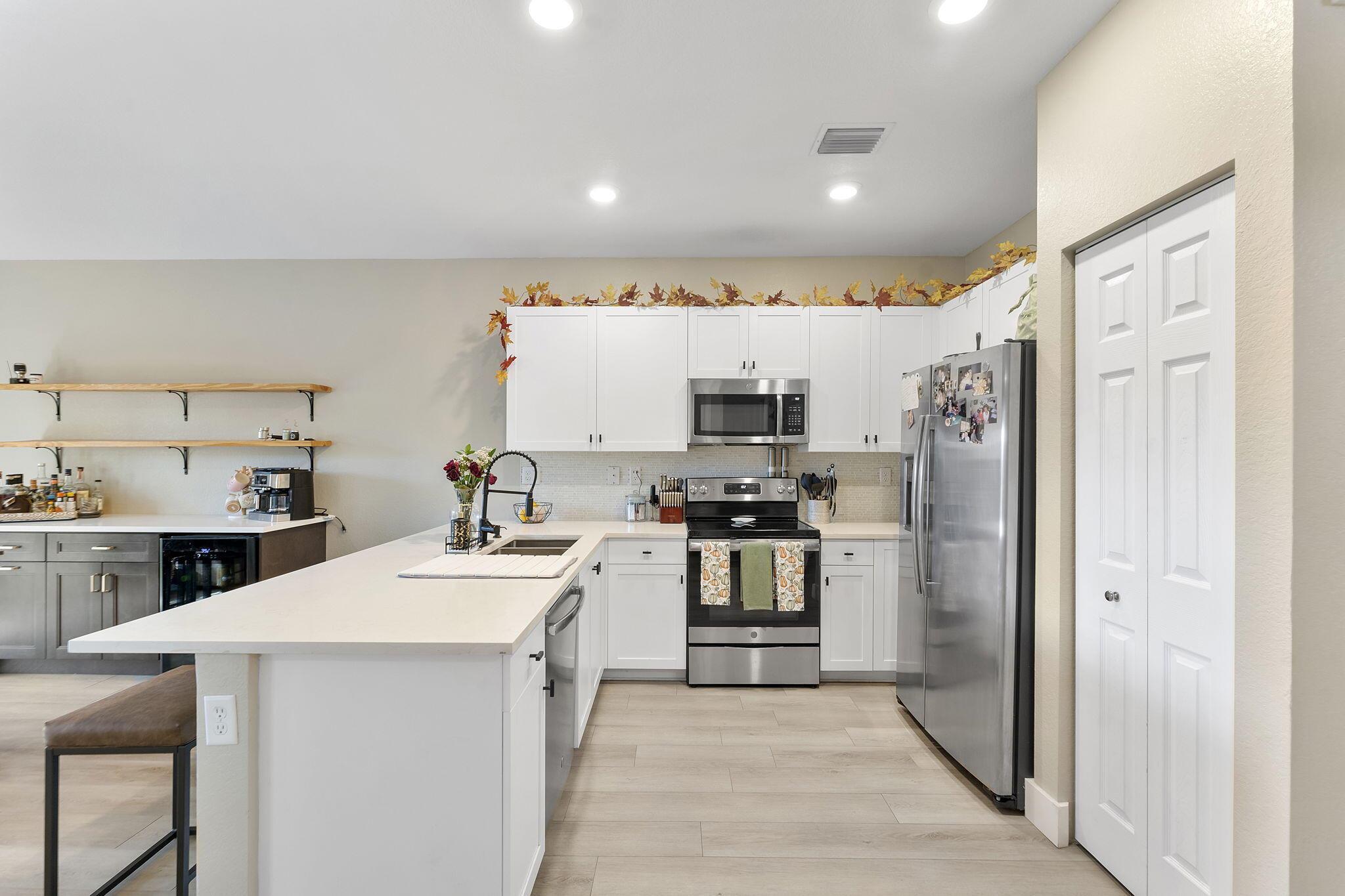 CELEBRATION POINTE - Residential