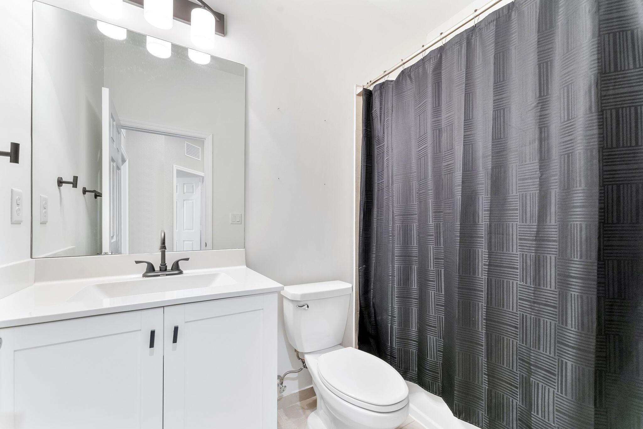 CELEBRATION POINTE - Residential