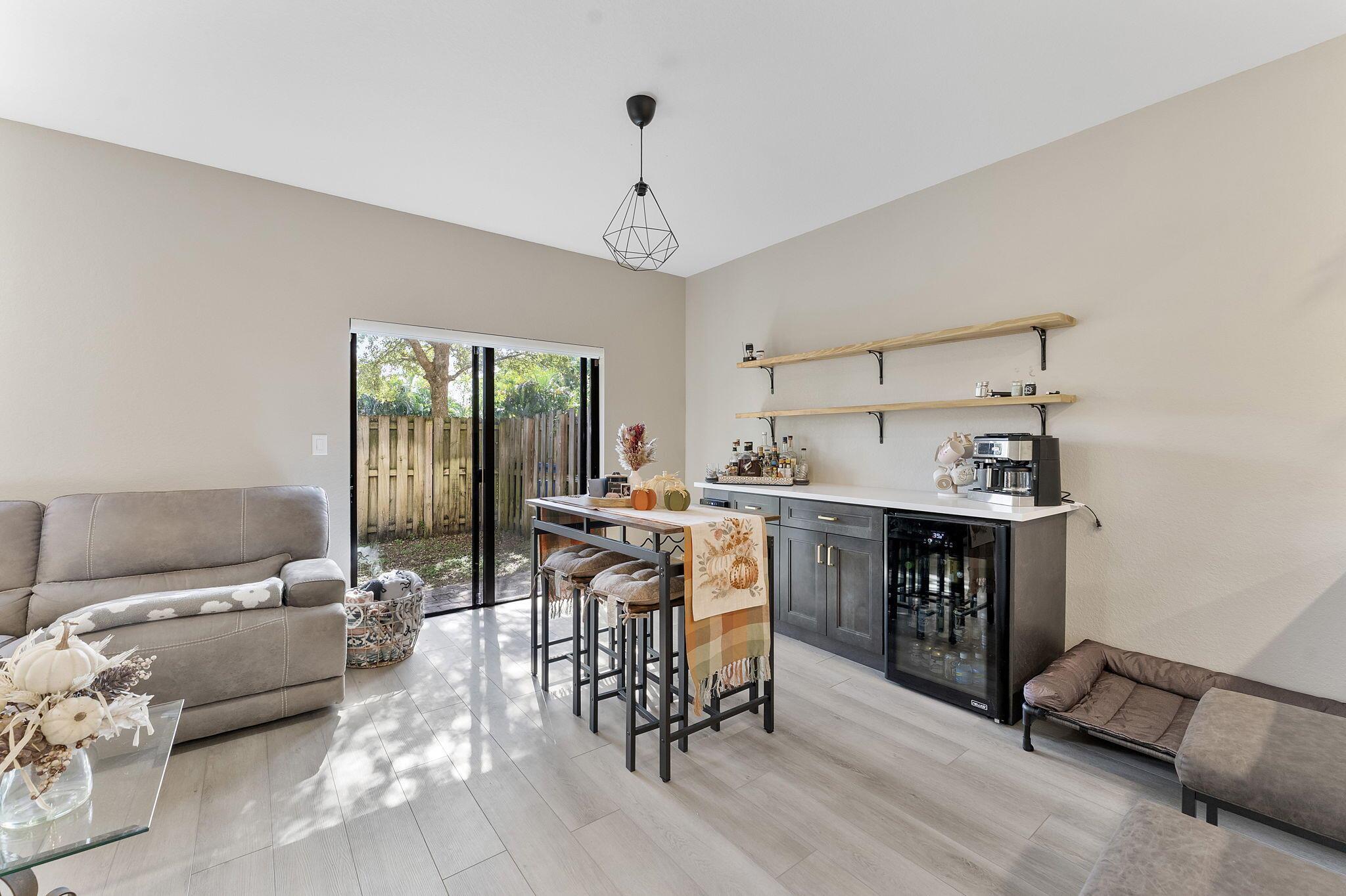 CELEBRATION POINTE - Residential