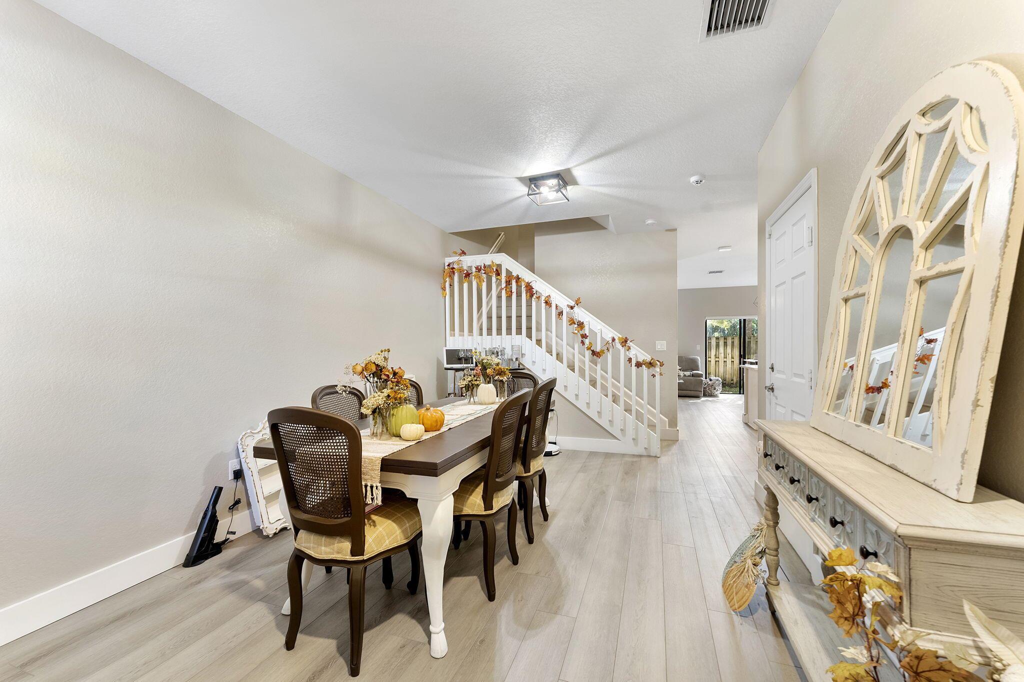 CELEBRATION POINTE - Residential