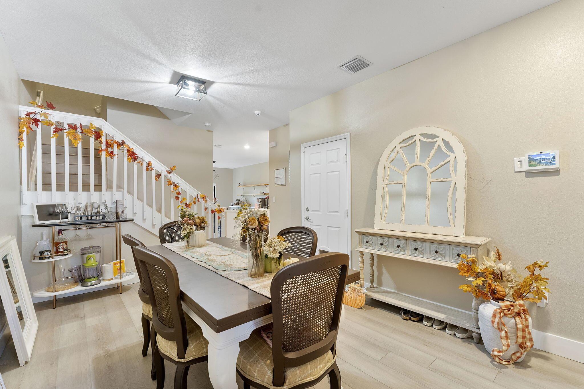 CELEBRATION POINTE - Residential