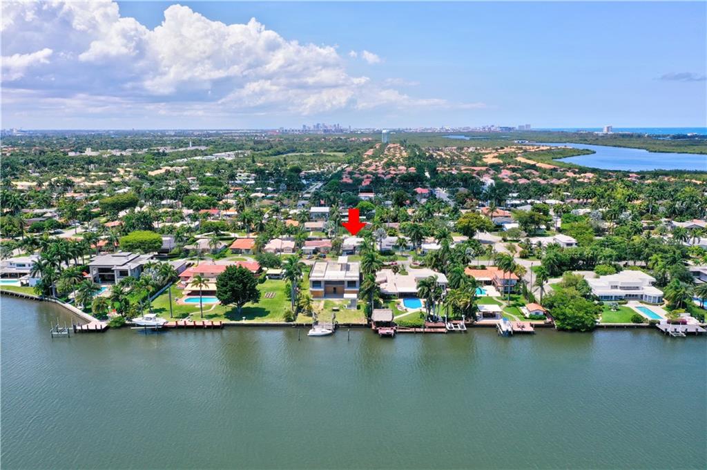 HOLLYWOOD LAKES SEC - Residential