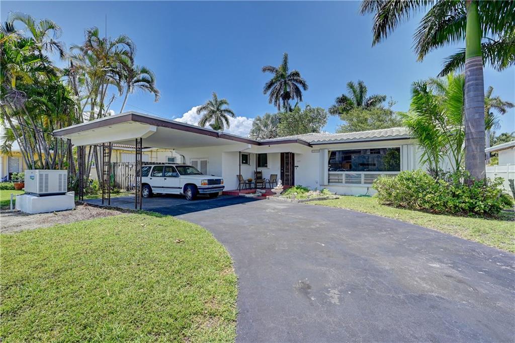 HOLLYWOOD LAKES SEC - Residential