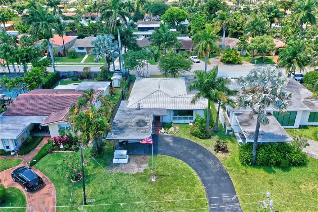 HOLLYWOOD LAKES SEC - Residential