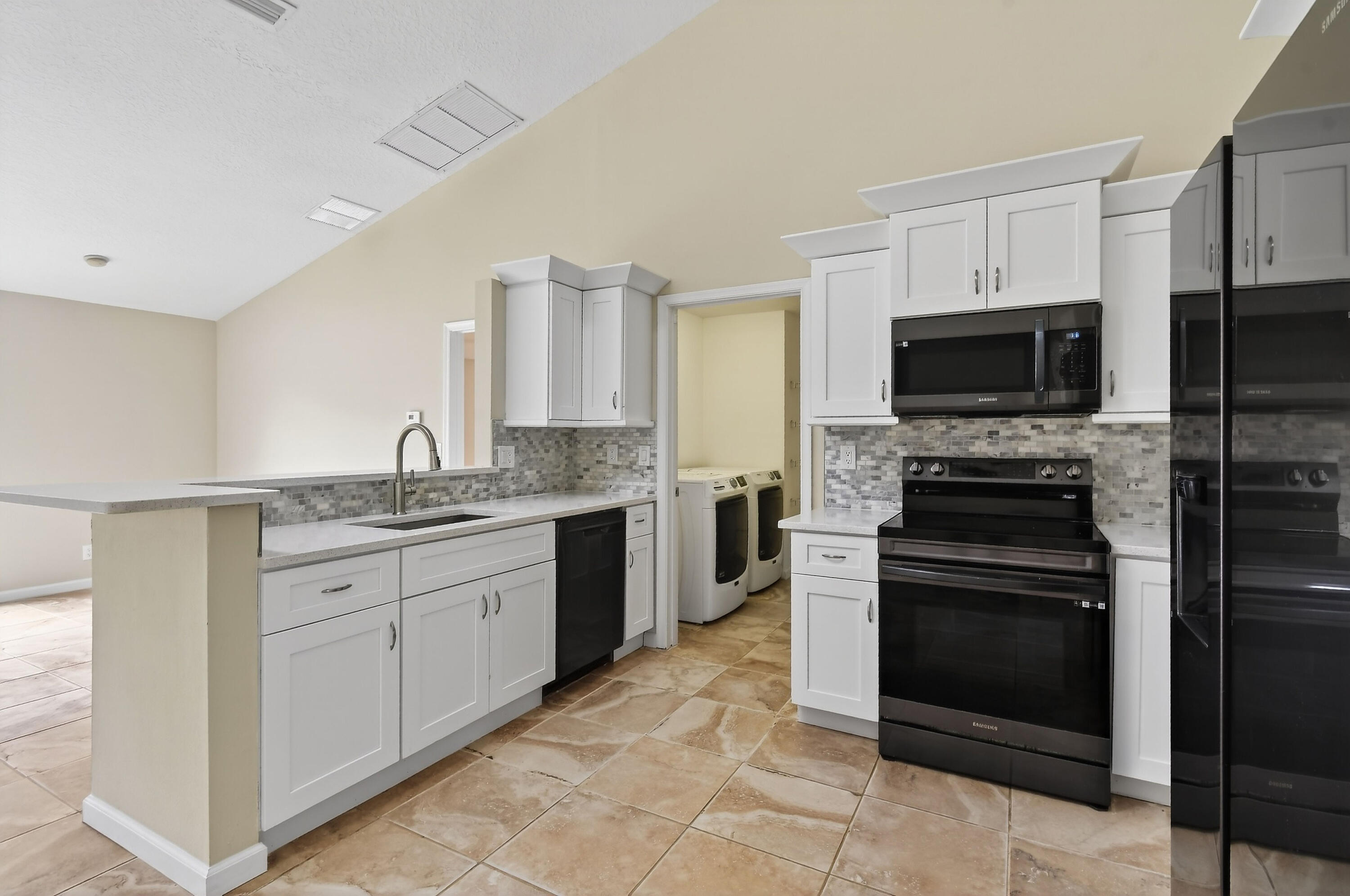 PORT ST LUCIE SEC 14 - Residential