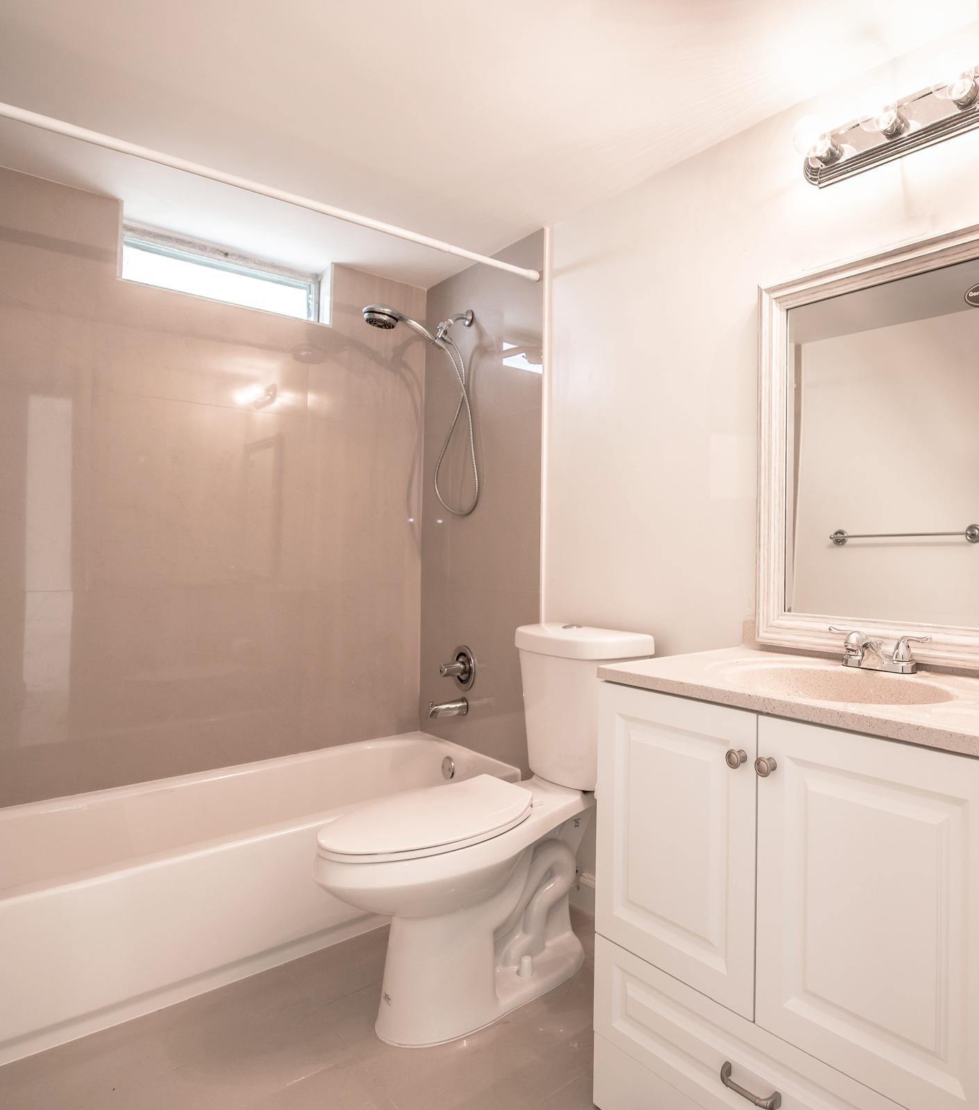 1501 Crescent Circle B13