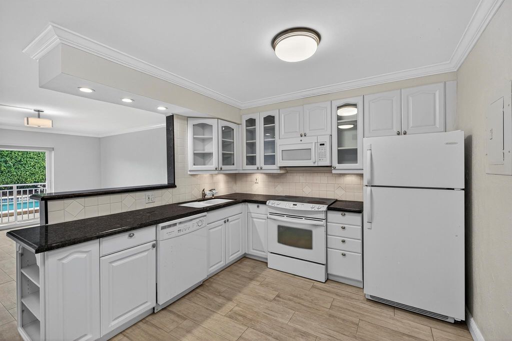 Photo of 3220 Bayview Drive #115, Fort Lauderdale, FL 33306 (MLS # R11122887)