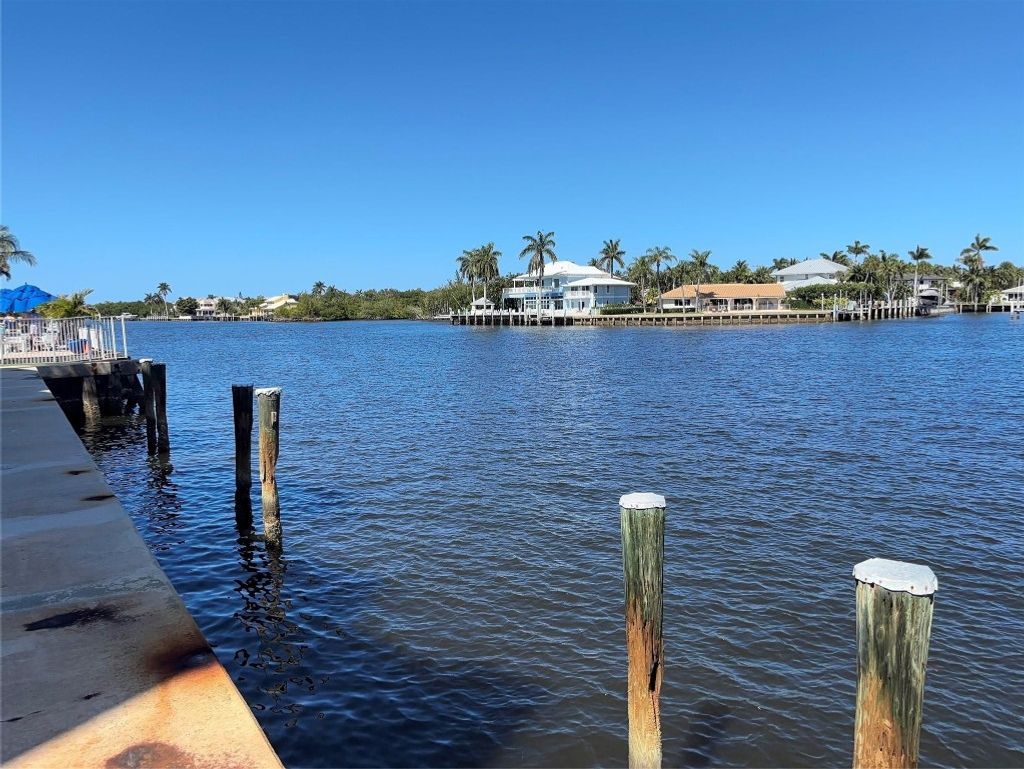 Photo of 646 Snug Harbor Drive #H110, Boynton Beach, FL 33435 (MLS # F10499765)