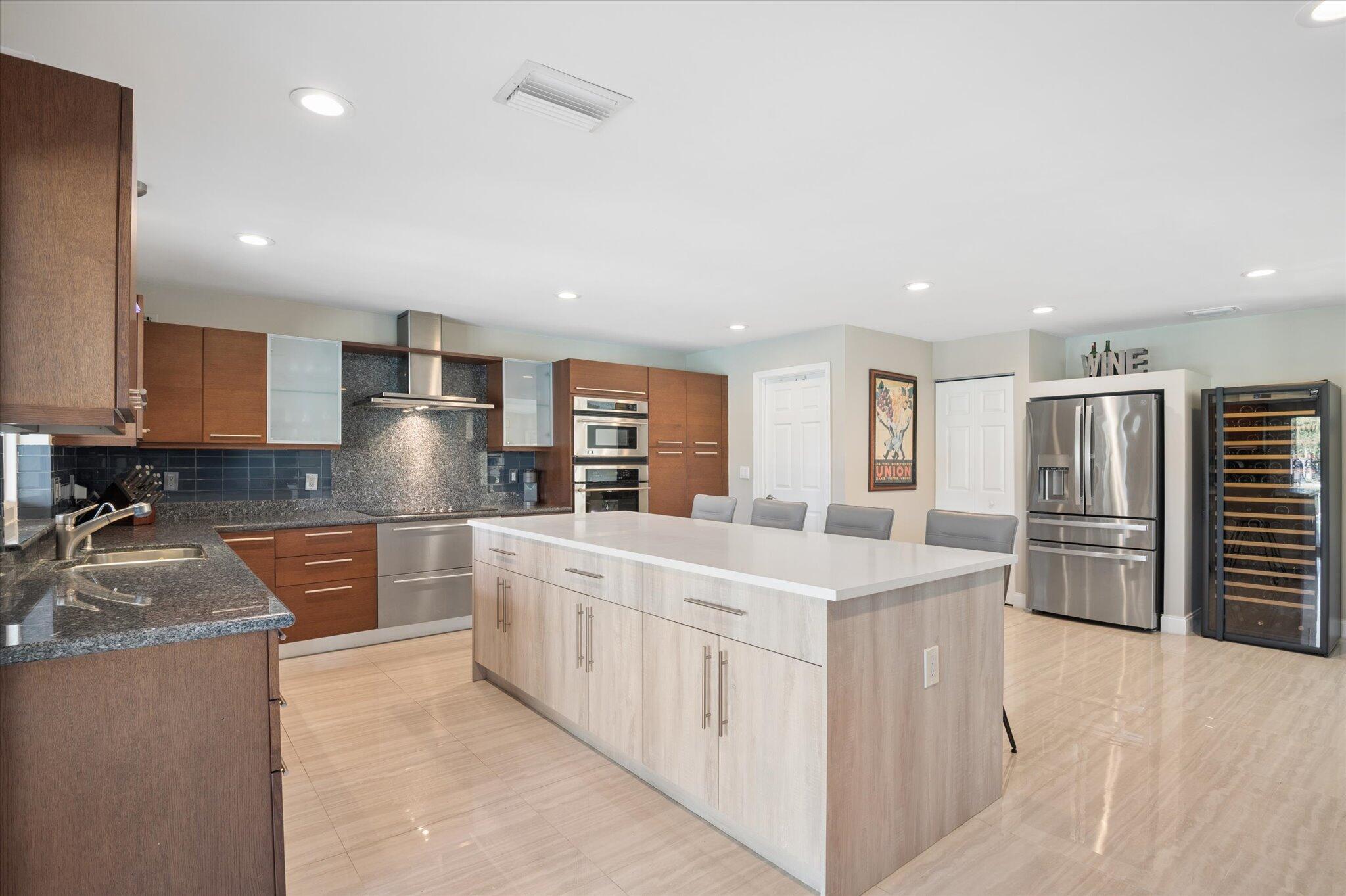 JACARANDA LAKES SECTION SEVEN - Residential