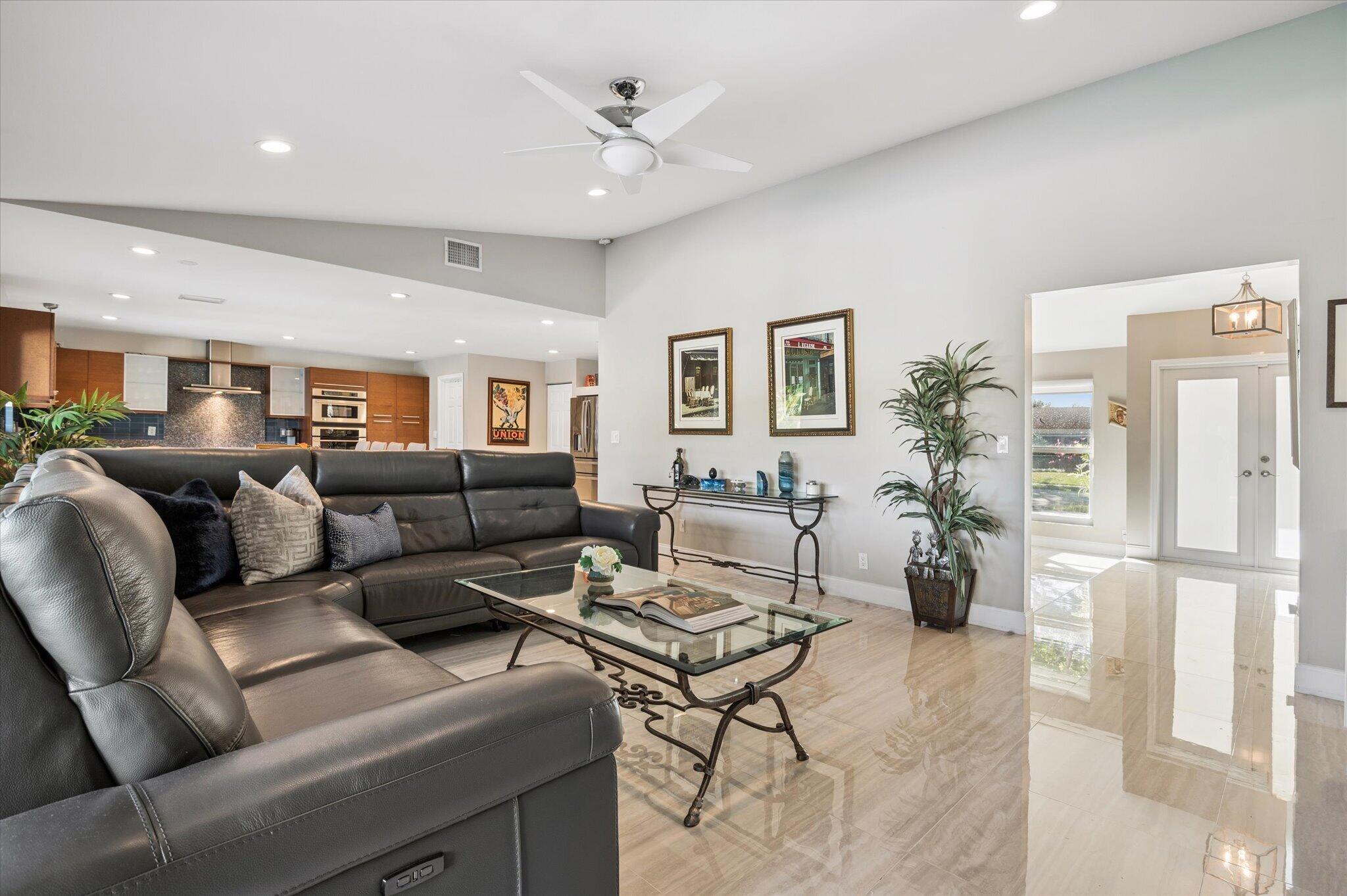 JACARANDA LAKES SECTION SEVEN - Residential