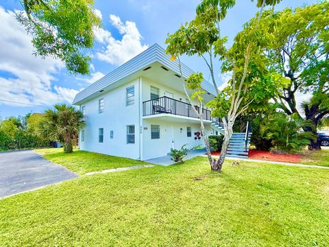 906 Foresteria Drive 3 Lake Park FL 33403