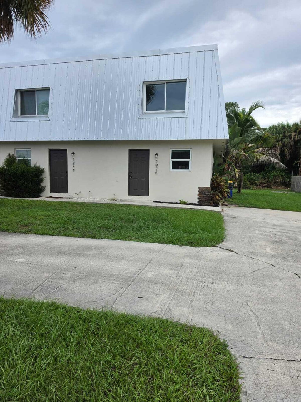 Photo of 2976 SE BONITA Street, Stuart, FL 34997 (MLS # B26071852)