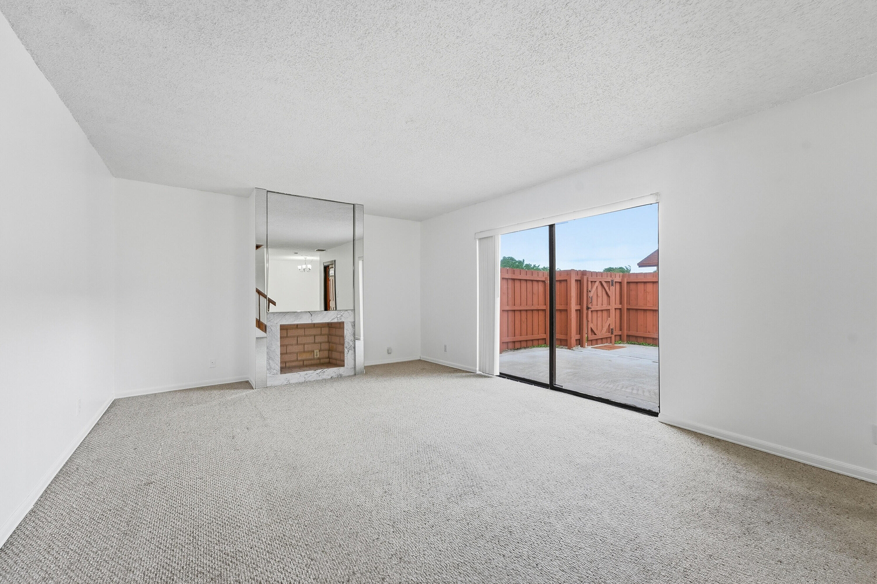 SPRINGDALE HOMES - Residential