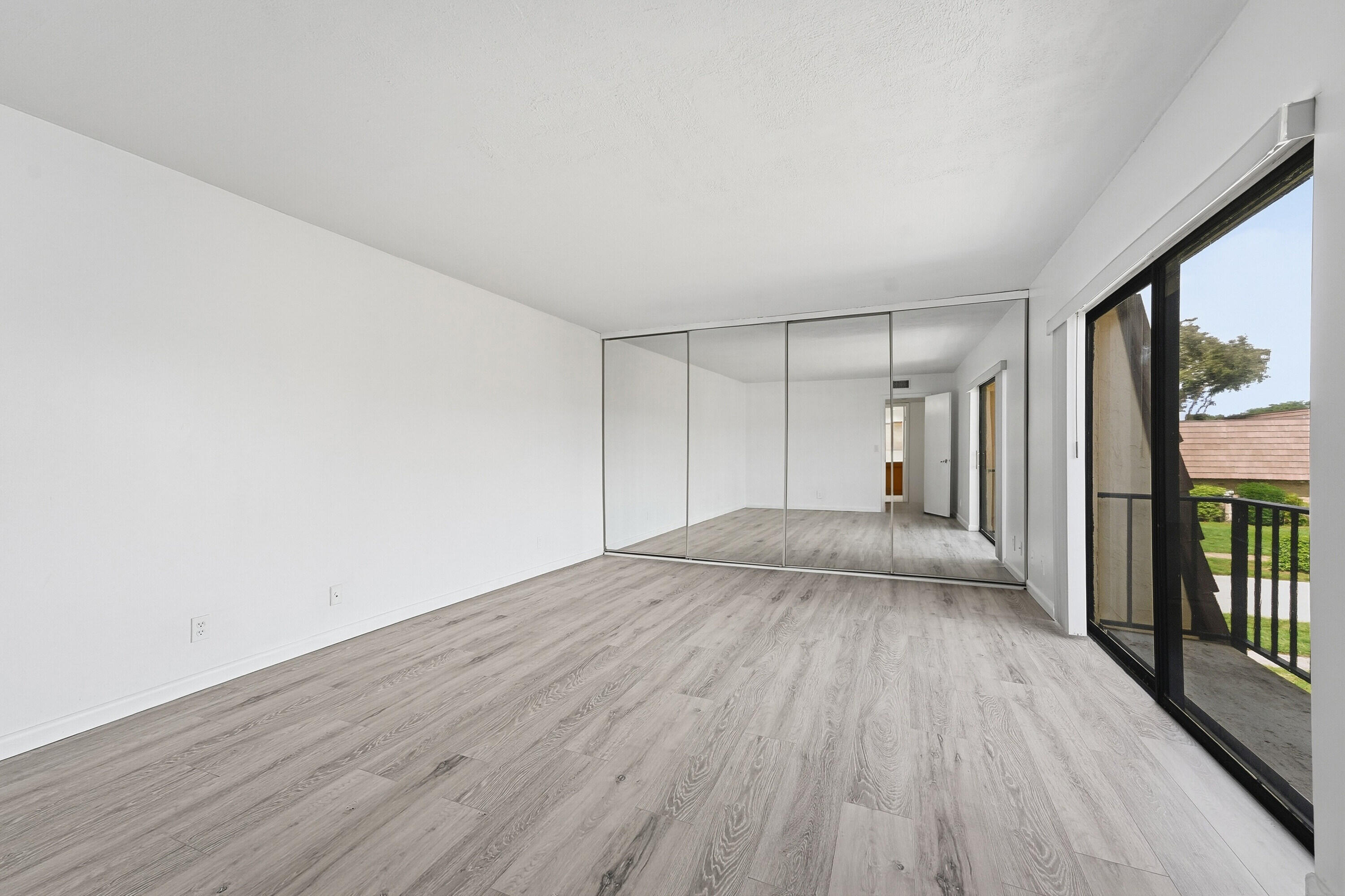 SPRINGDALE HOMES - Residential