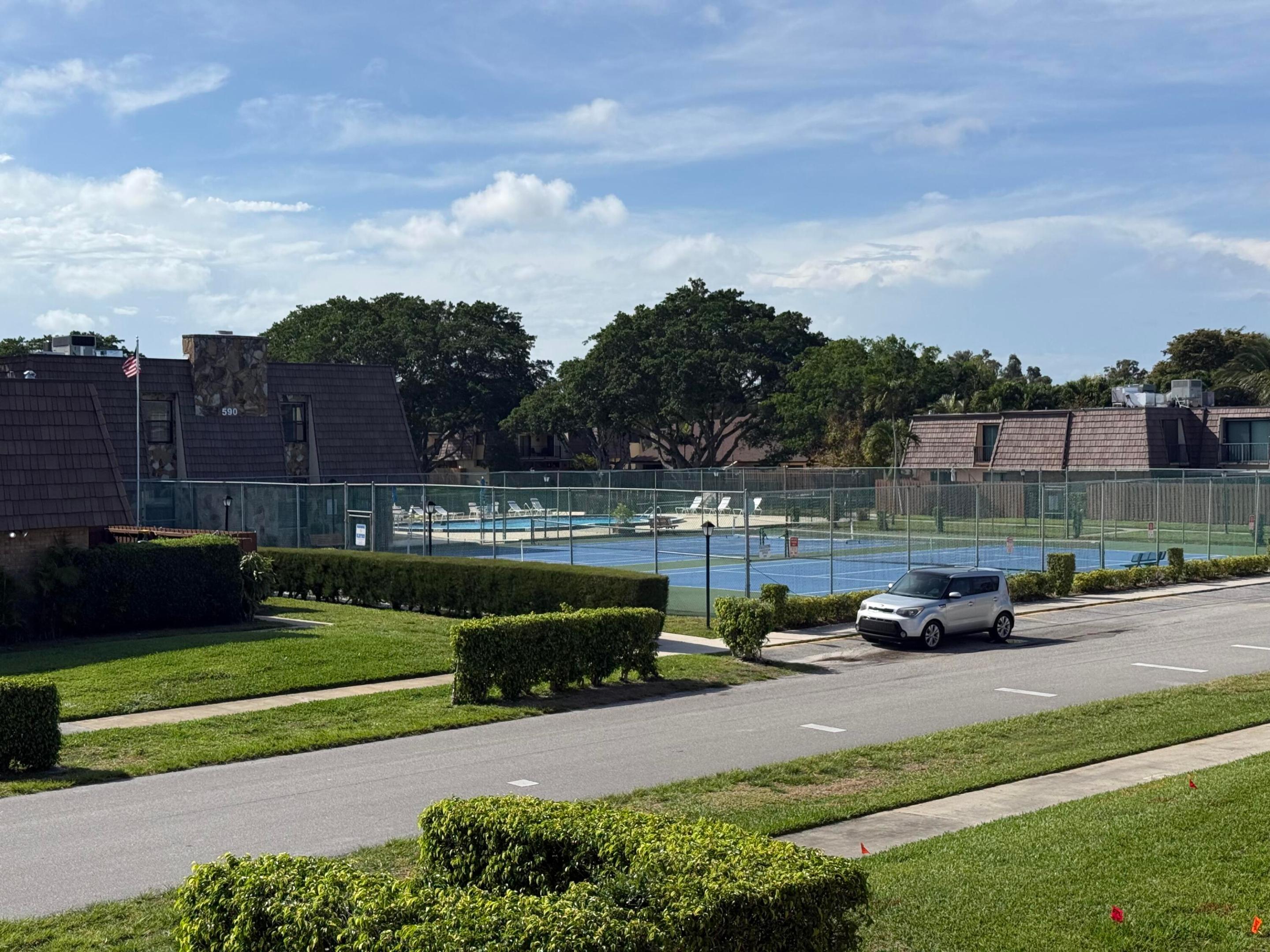 521 Springdale Circle