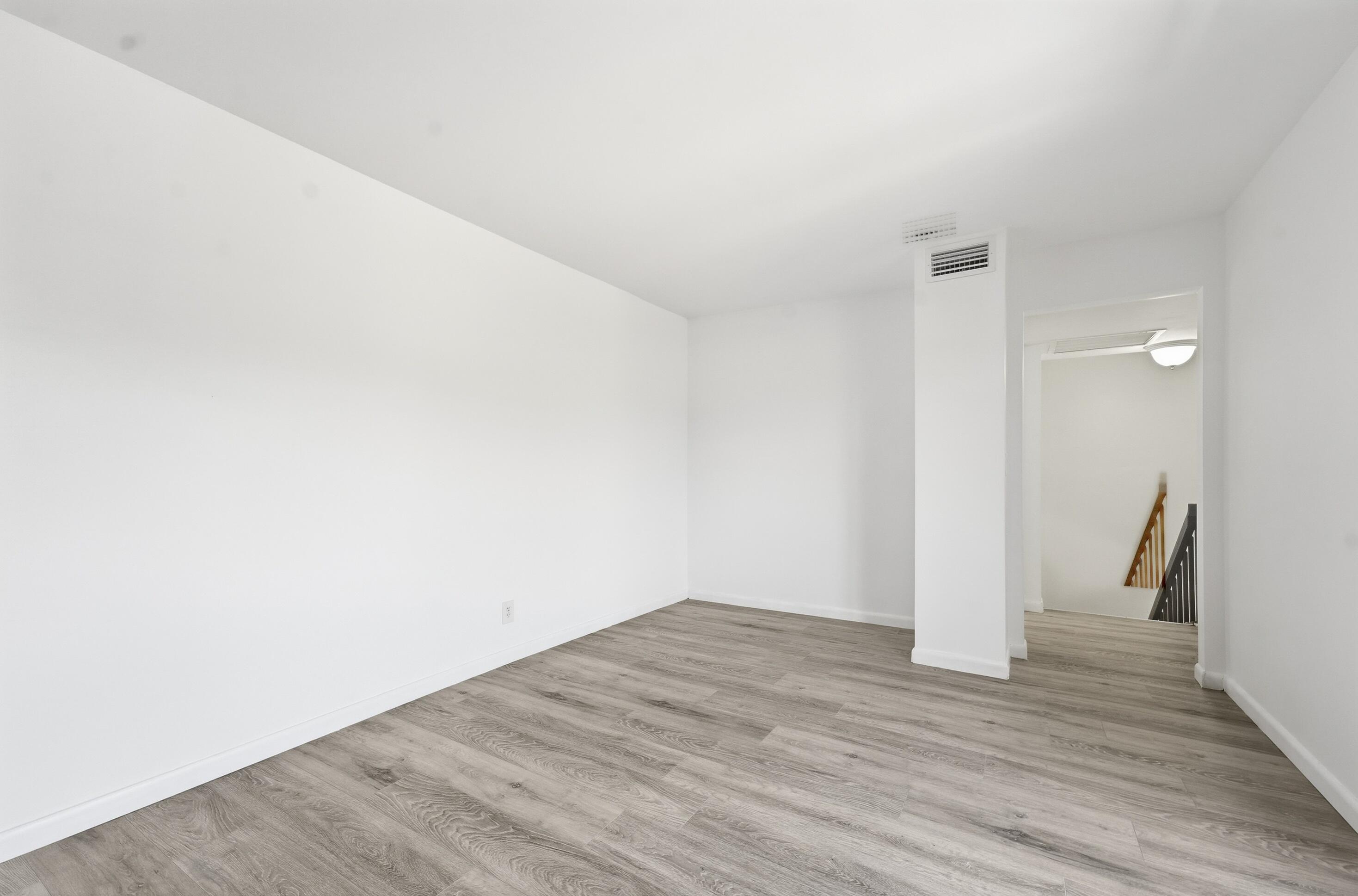 SPRINGDALE HOMES - Residential