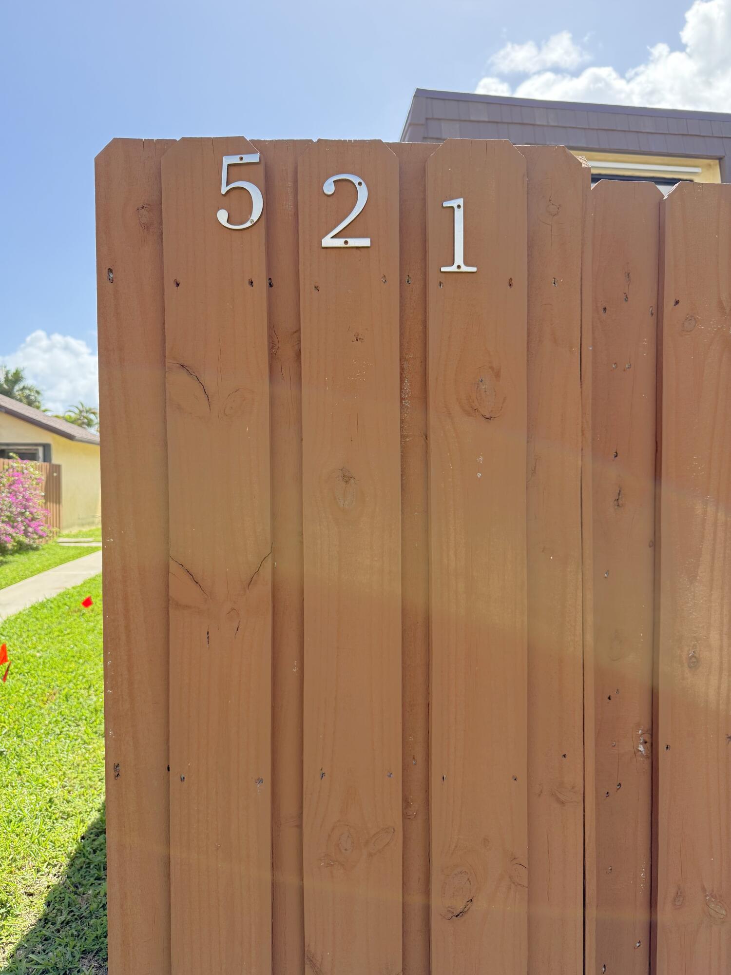 SPRINGDALE HOMES - Residential