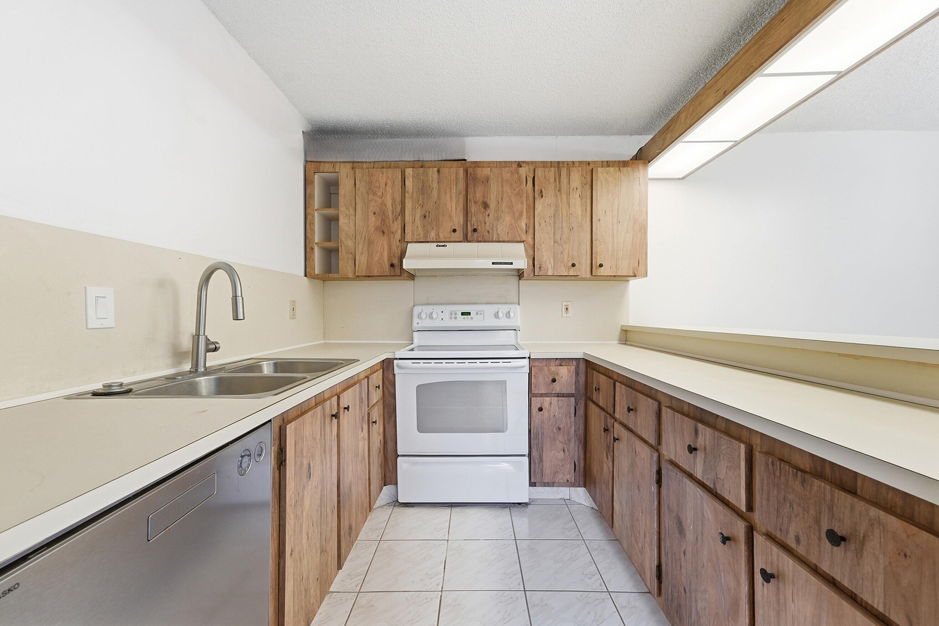 SPRINGDALE HOMES - Residential