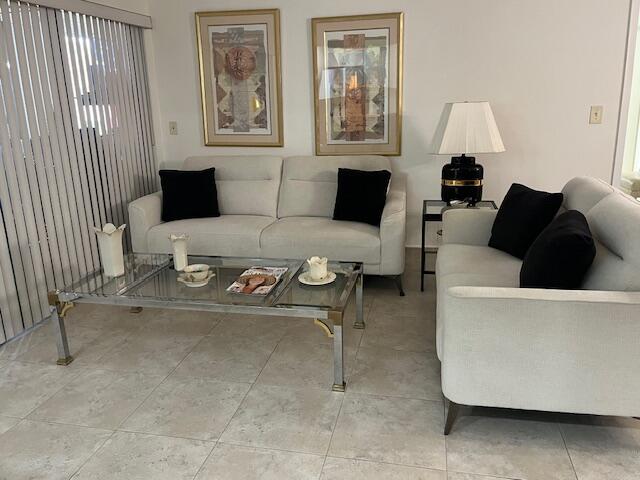 KINGS POINT CAPRI CONDOS - Residential