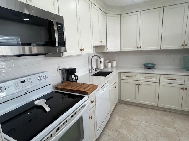 KINGS POINT CAPRI CONDOS - Residential