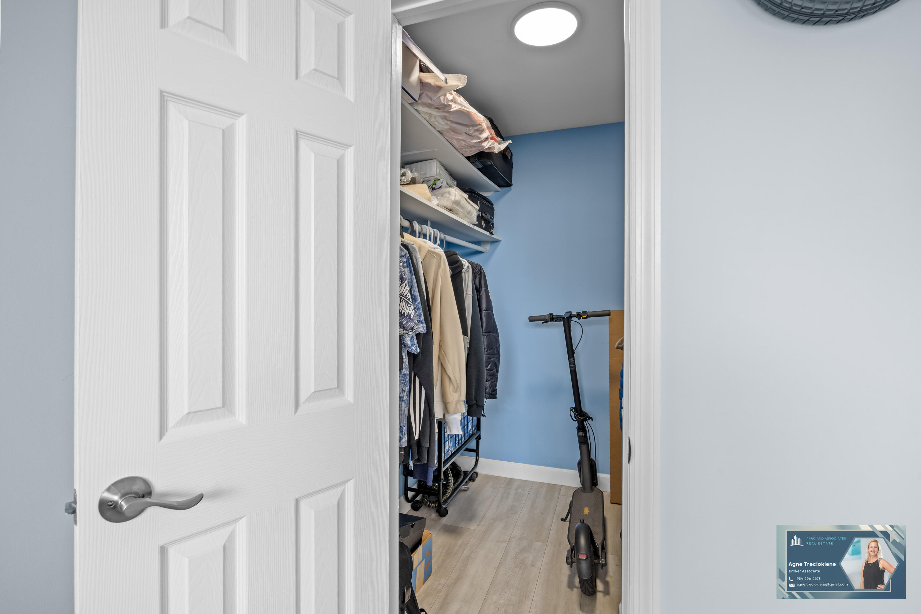 ADMIRALS PORT CONDO WEST - Residential