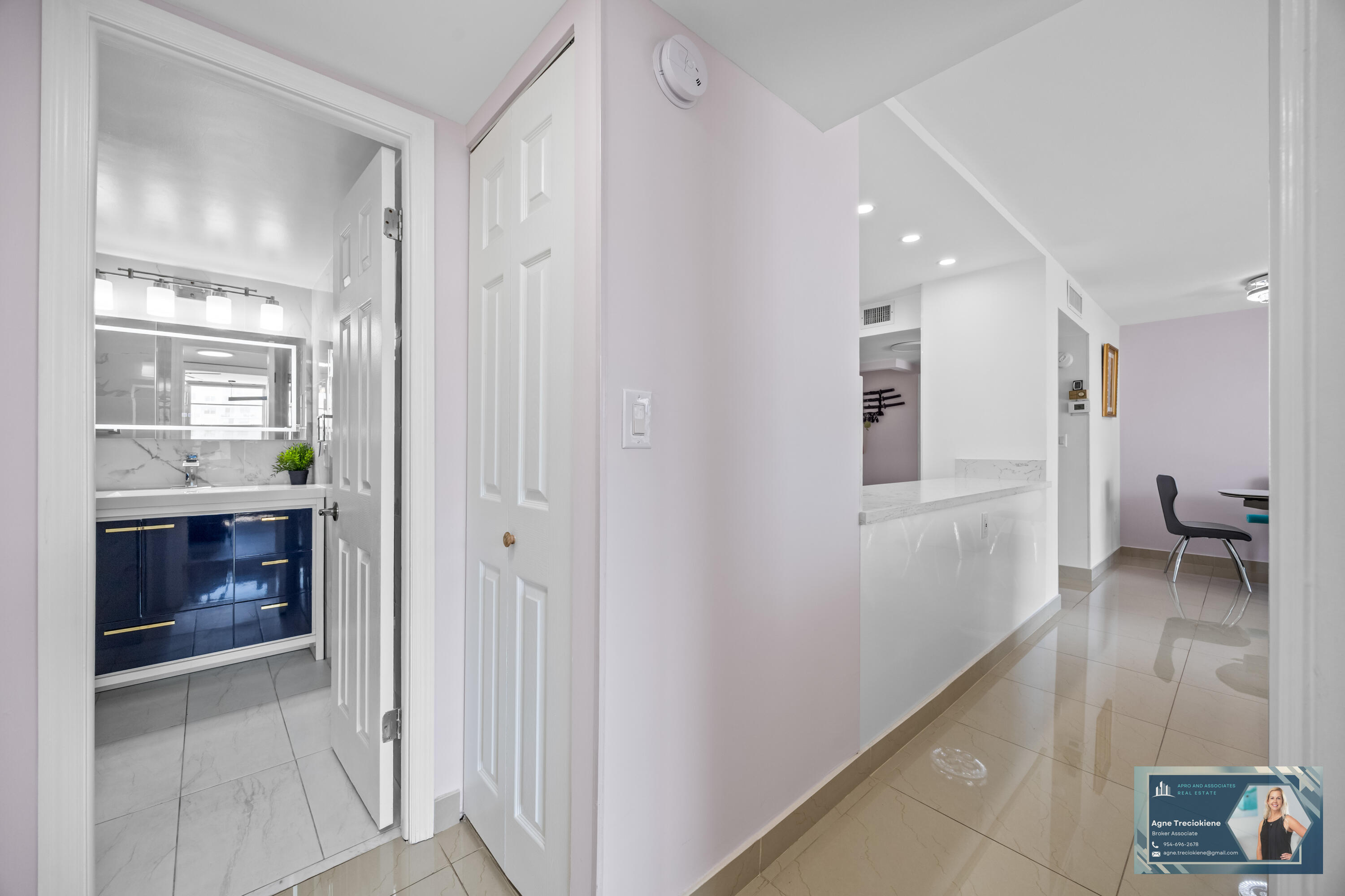 ADMIRALS PORT CONDO WEST - Residential