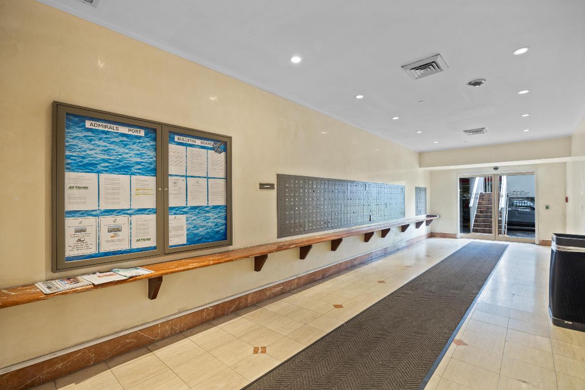 ADMIRALS PORT CONDO WEST BLDG - Residential