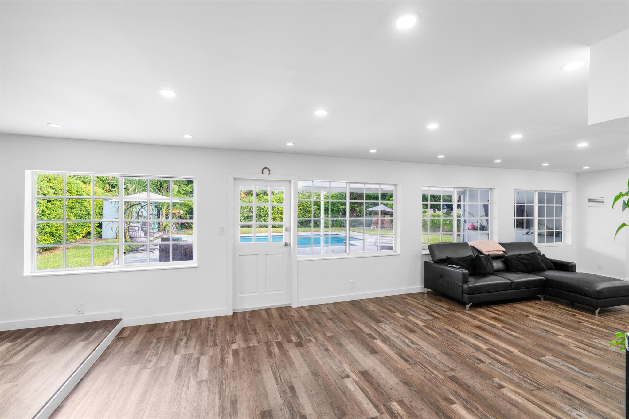 OVERBROOK SHORES - Residential