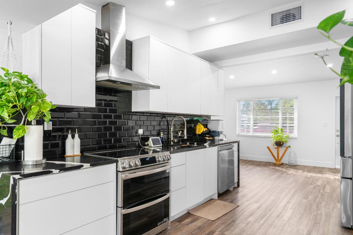 OVERBROOK SHORES - Residential