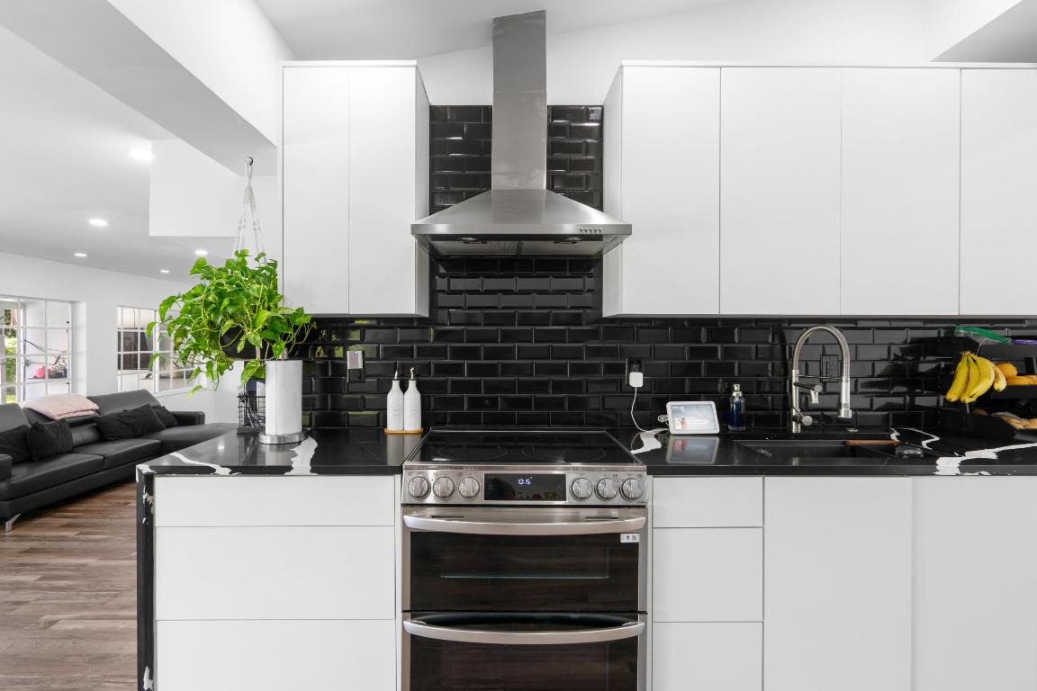 OVERBROOK SHORES - Residential