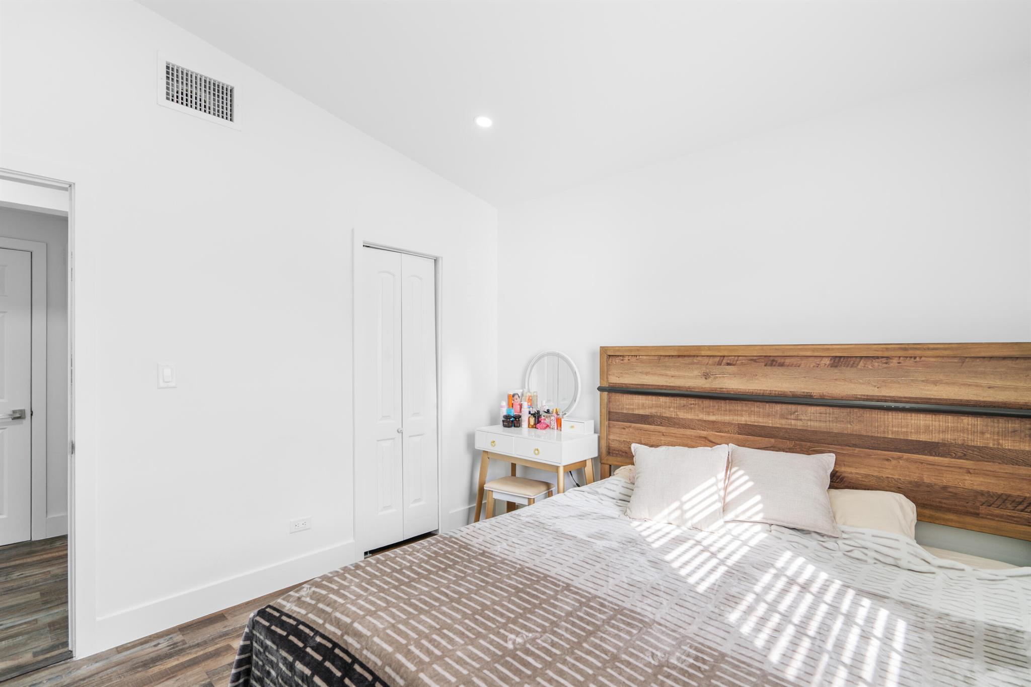 OVERBROOK SHORES - Residential