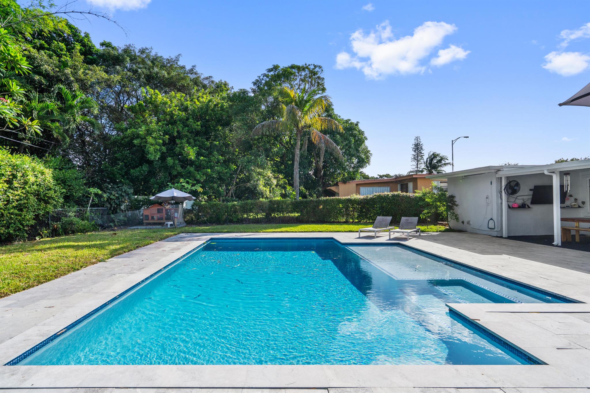 OVERBROOK SHORES - Residential