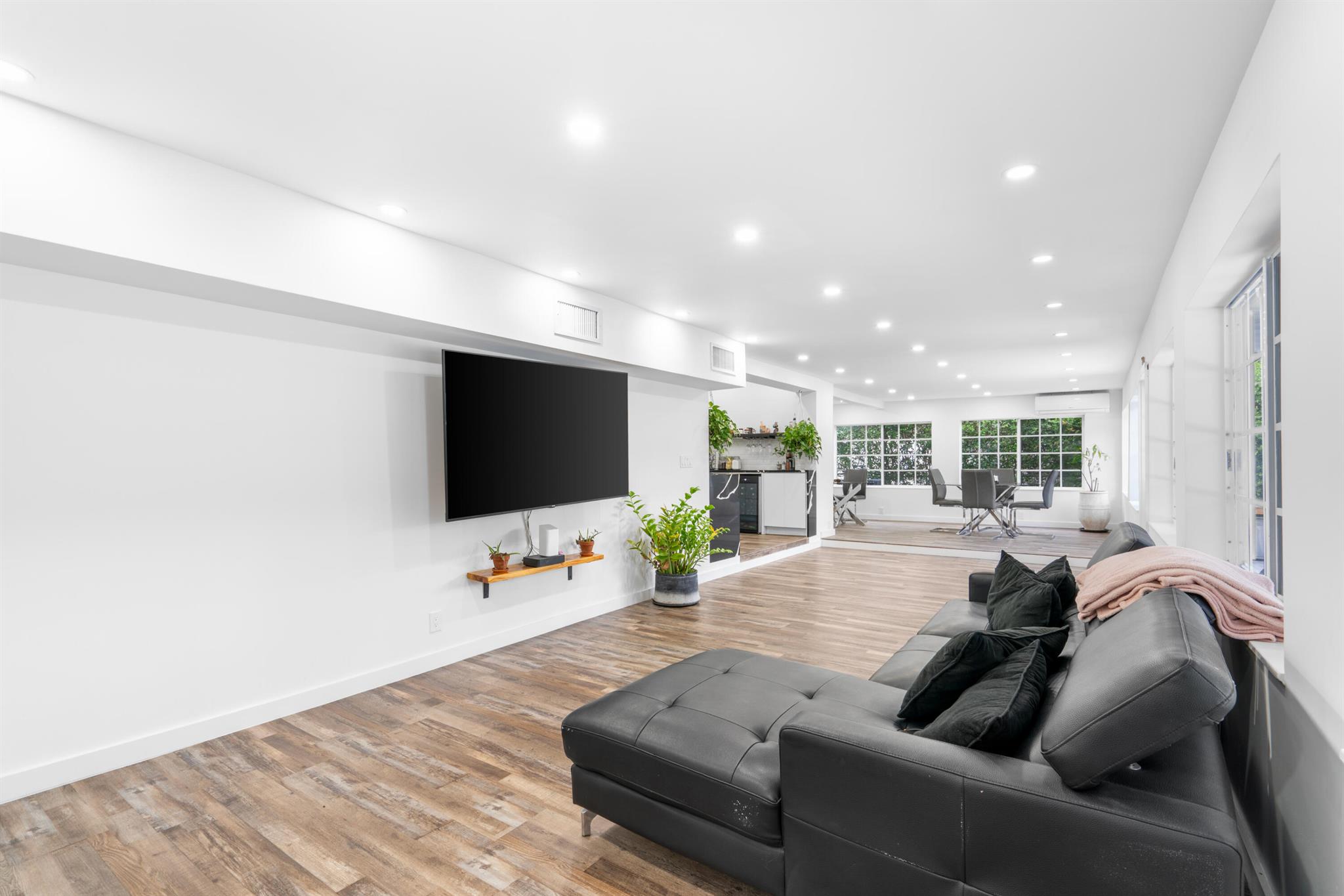 OVERBROOK SHORES - Residential