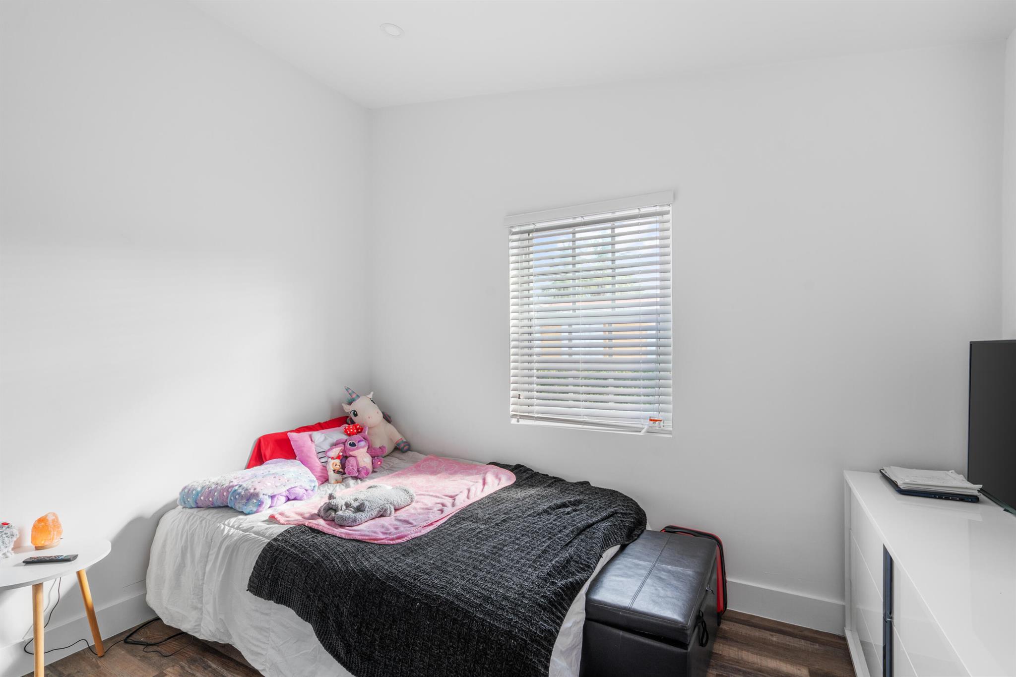 OVERBROOK SHORES - Residential