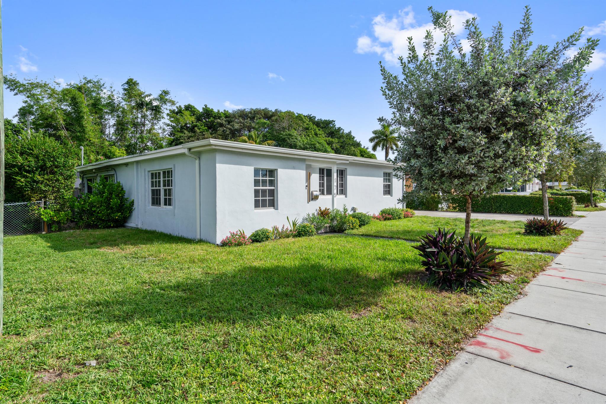 175 NW 125th Street