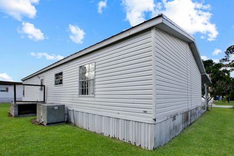 A home in Fellsmere