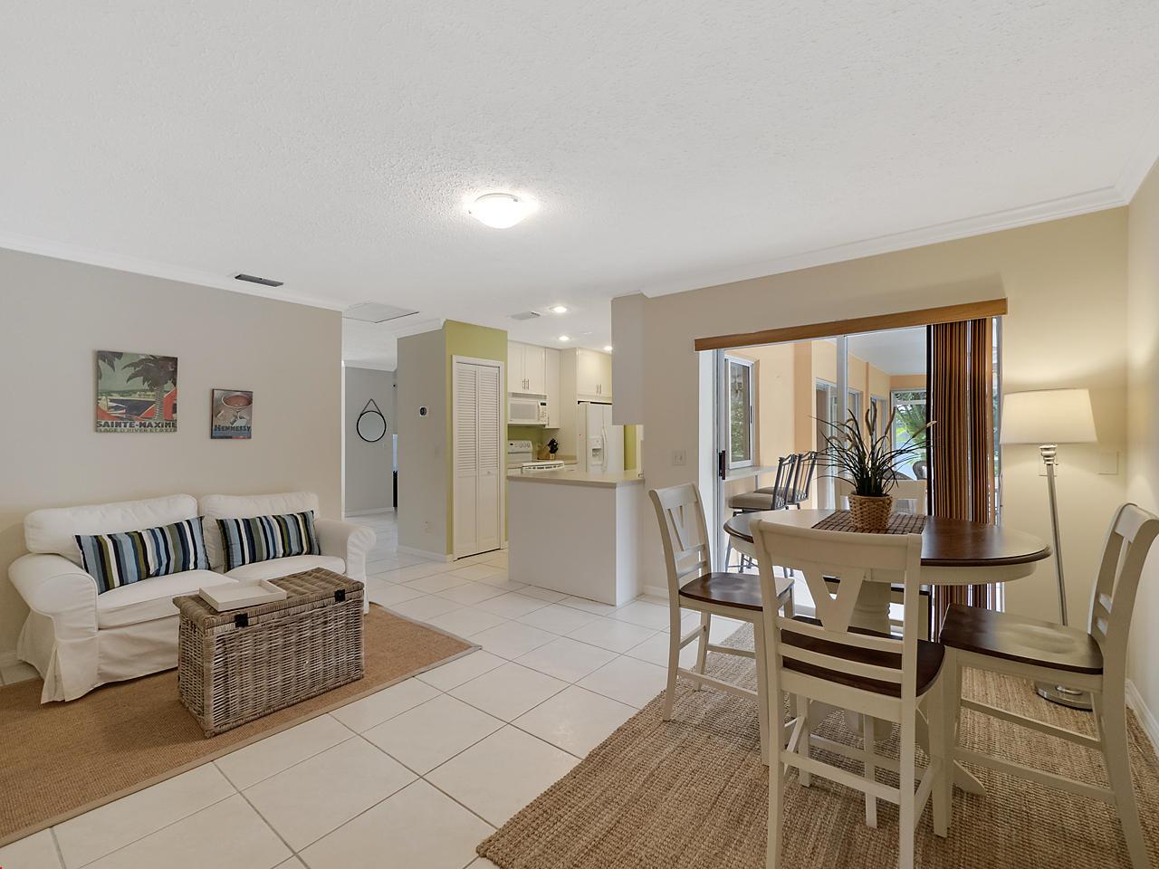 TOMKUS - Residential Lease