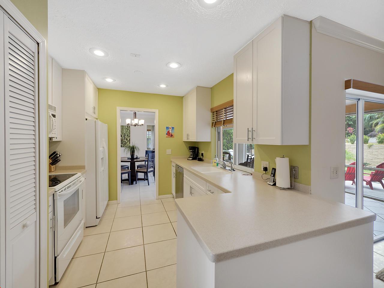 TOMKUS - Residential Lease