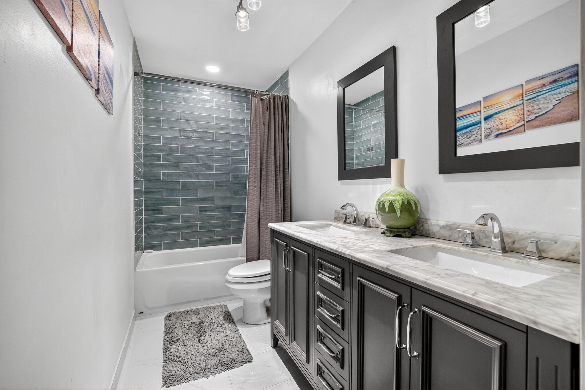 3040 NE 16th Avenue 411