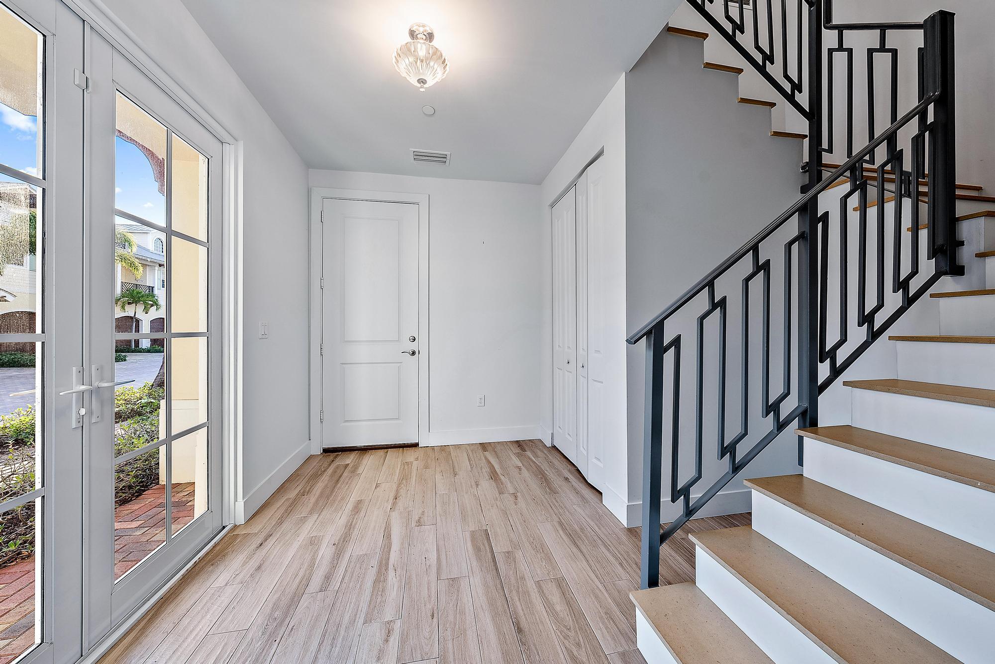 BELLA VILLAGGIO - Residential Lease