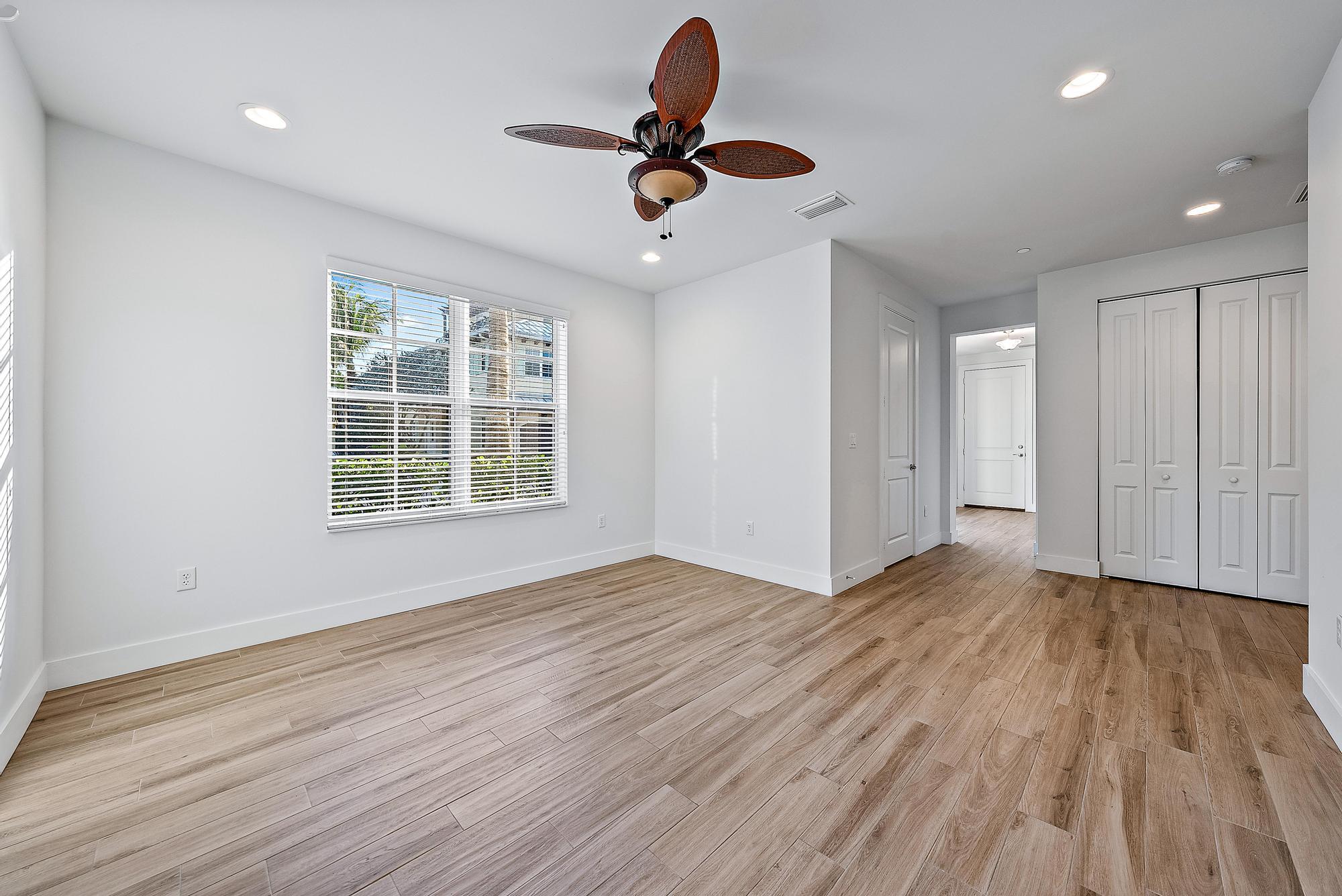 BELLA VILLAGGIO - Residential Lease