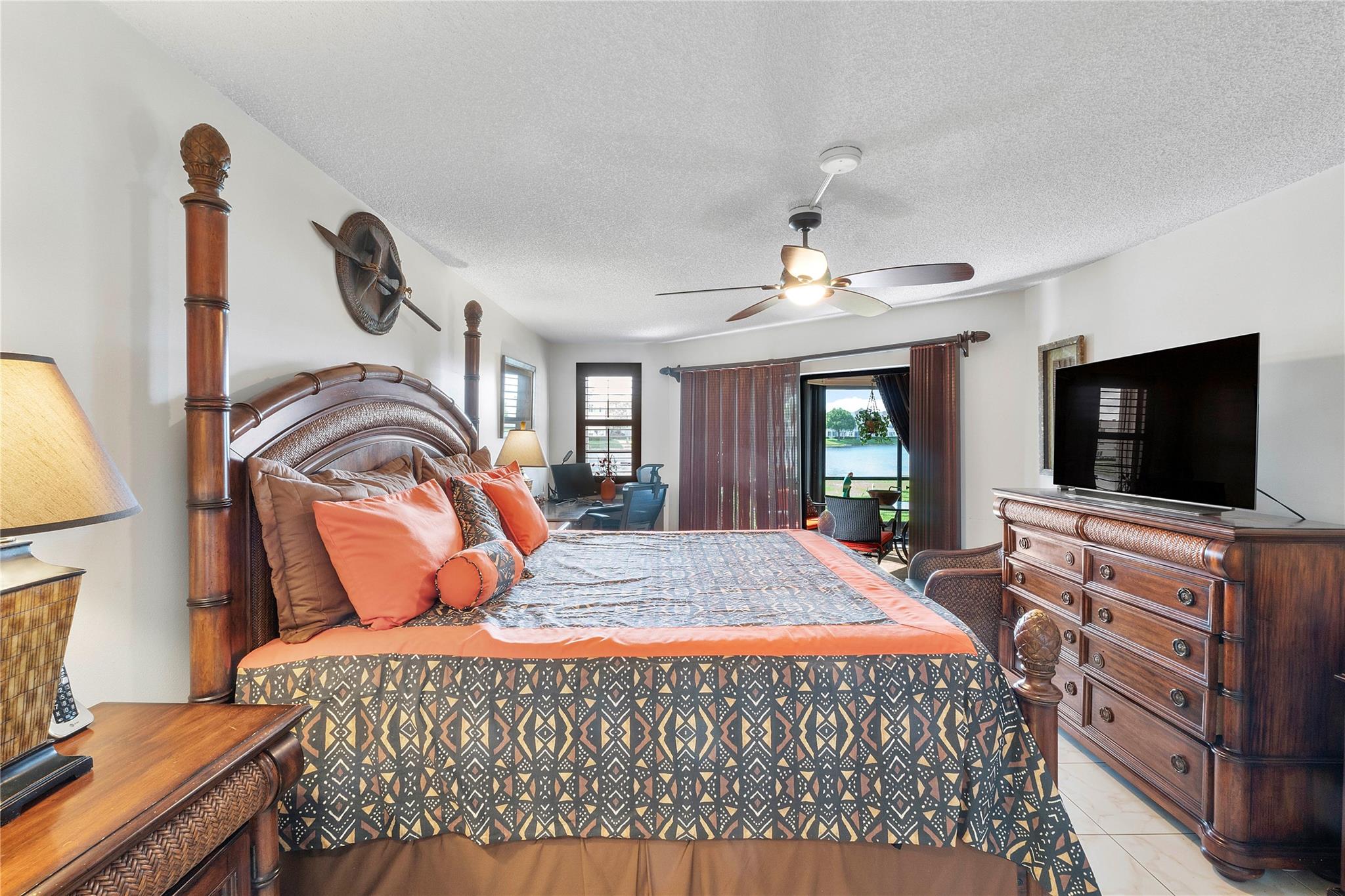 KINGS POINT - Residential