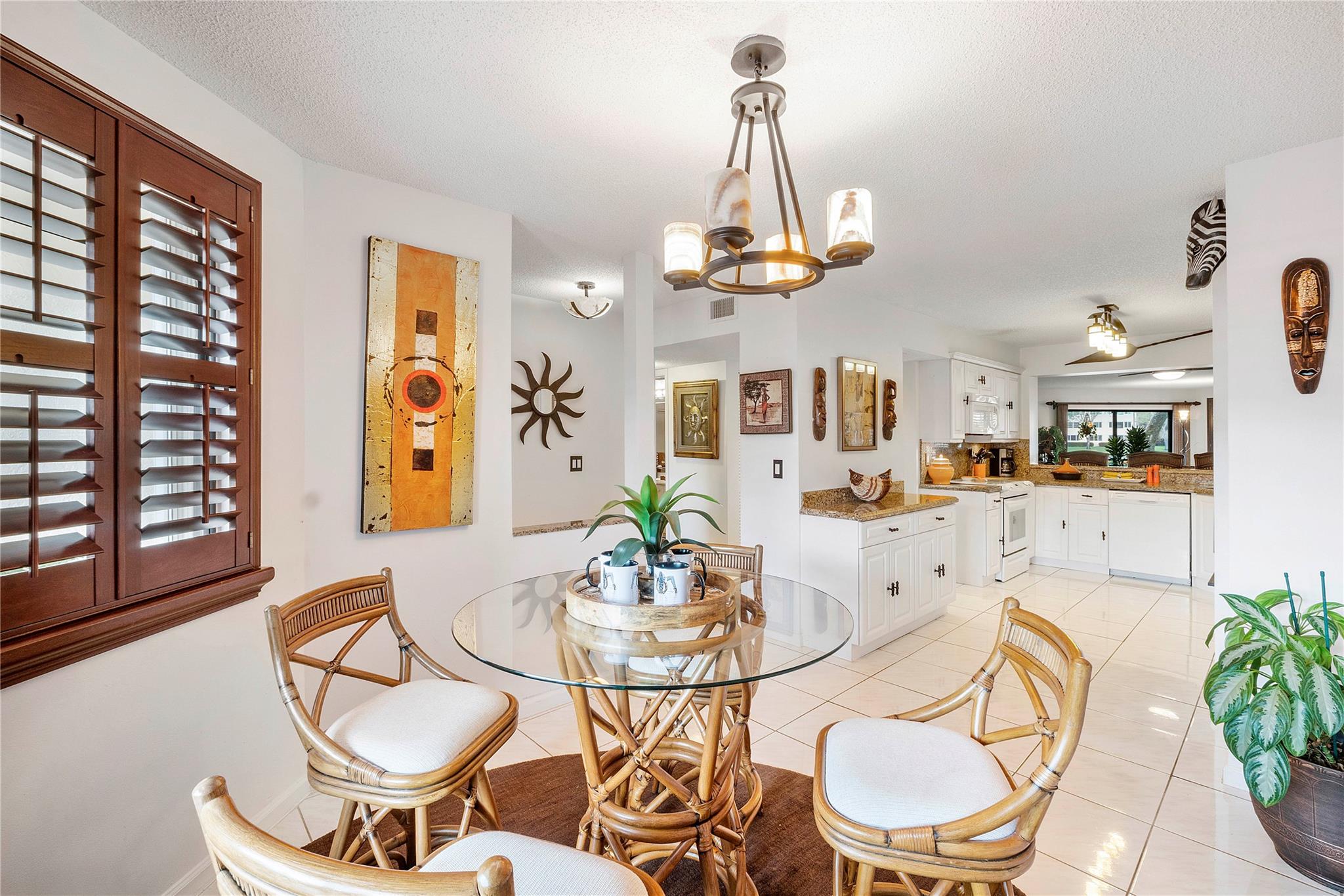 KINGS POINT - Residential