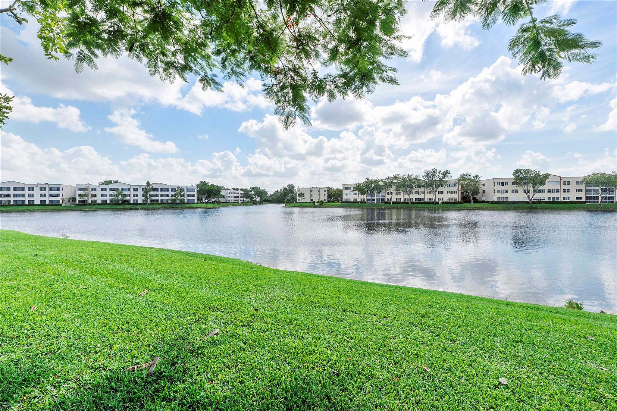 KINGS POINT - Residential